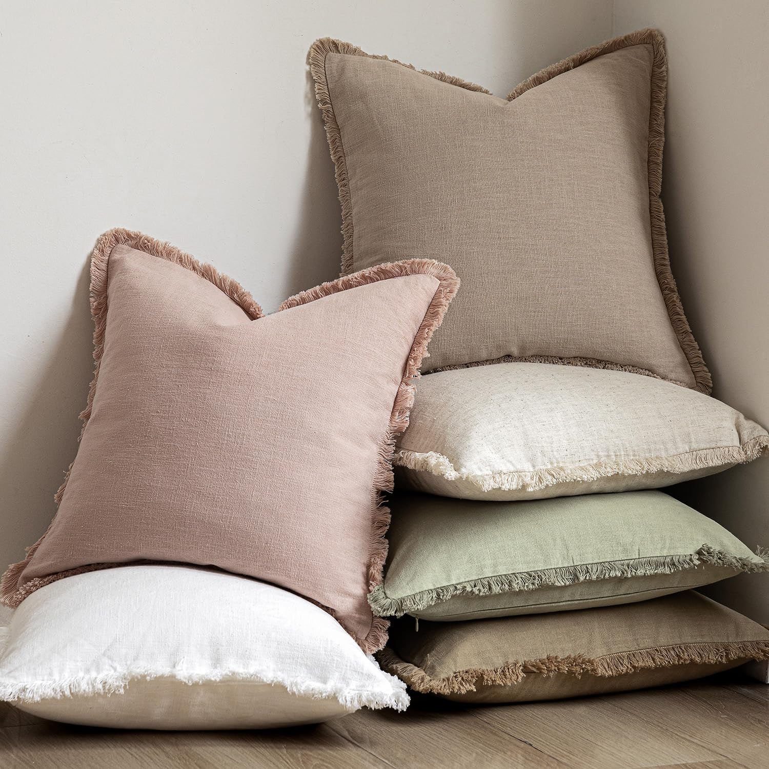 Foindtower Boho fringe pillow cover supports easy care and durable wear.