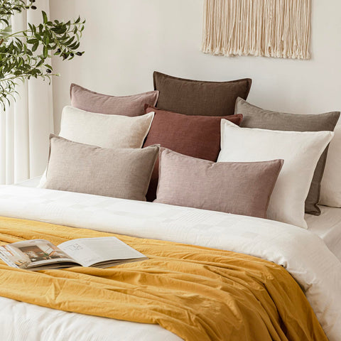 Foindtower packaging photo confirms two pillow covers included, no insert needed