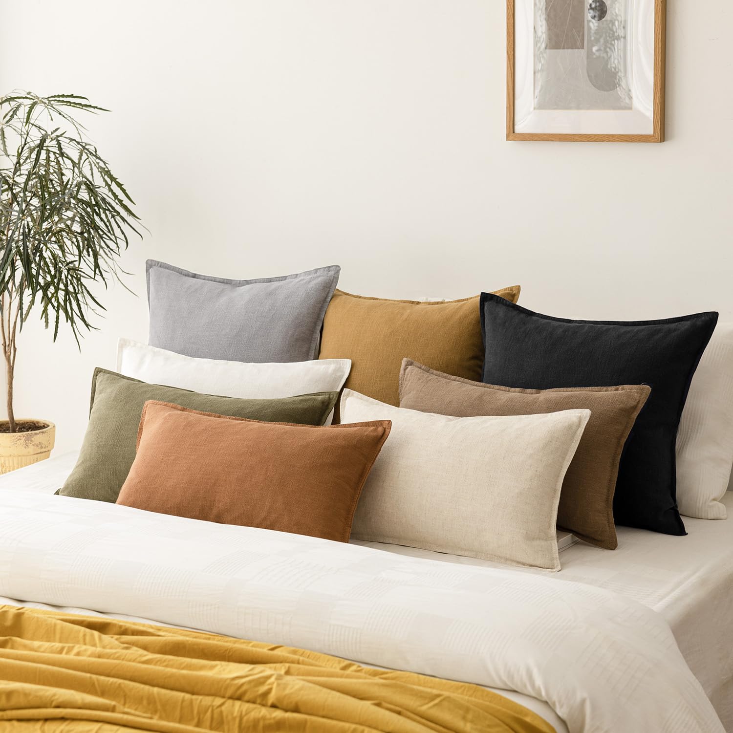 Foindtower indoor outdoor pillow cover suitable for living spaces