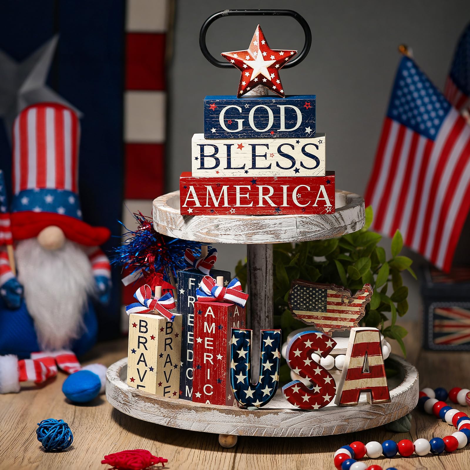 FoldTier star-shaped decoration adds a bold patriotic accent.