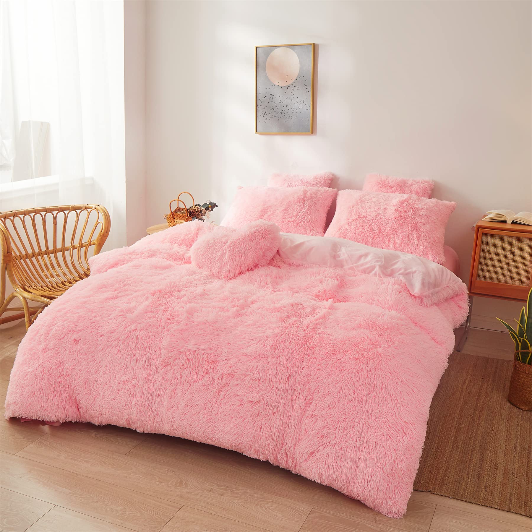 FOPPA pink velvet reverse on comforter cover for smooth, cozy backing.