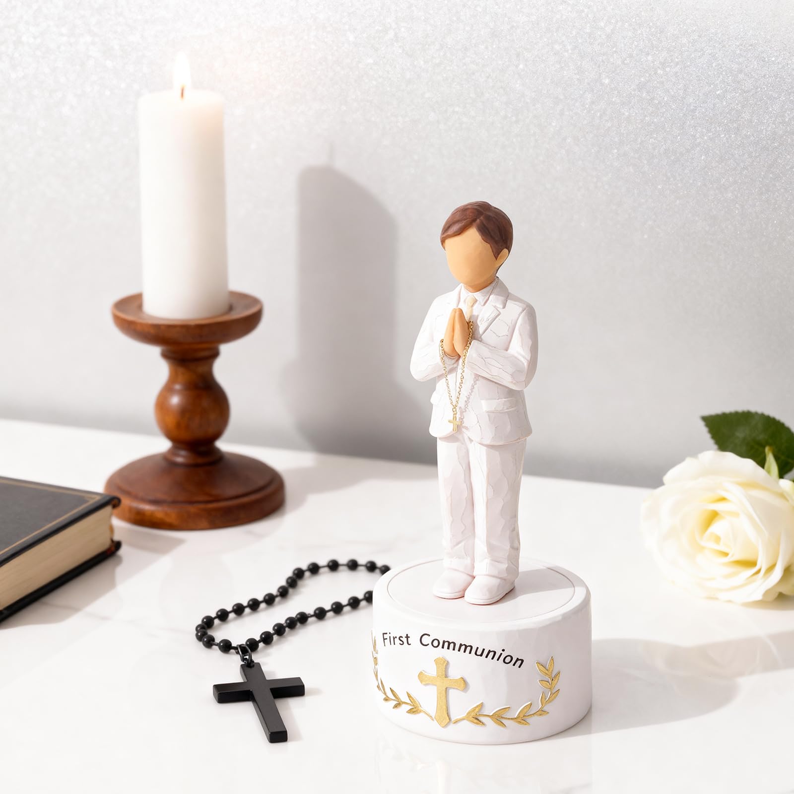 Formiele durable resin figurine with refined coloring for lasting keepsake.