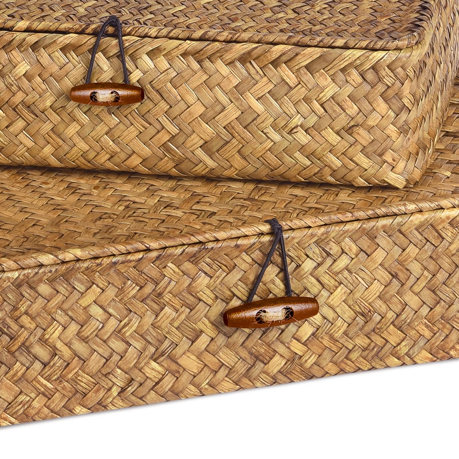 Large FOSSORH seagrass bin demonstrates versatile storage for books or toys.