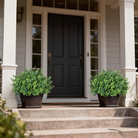 FOTEEWL weatherproof topiaries remain vibrant through sun and rain.