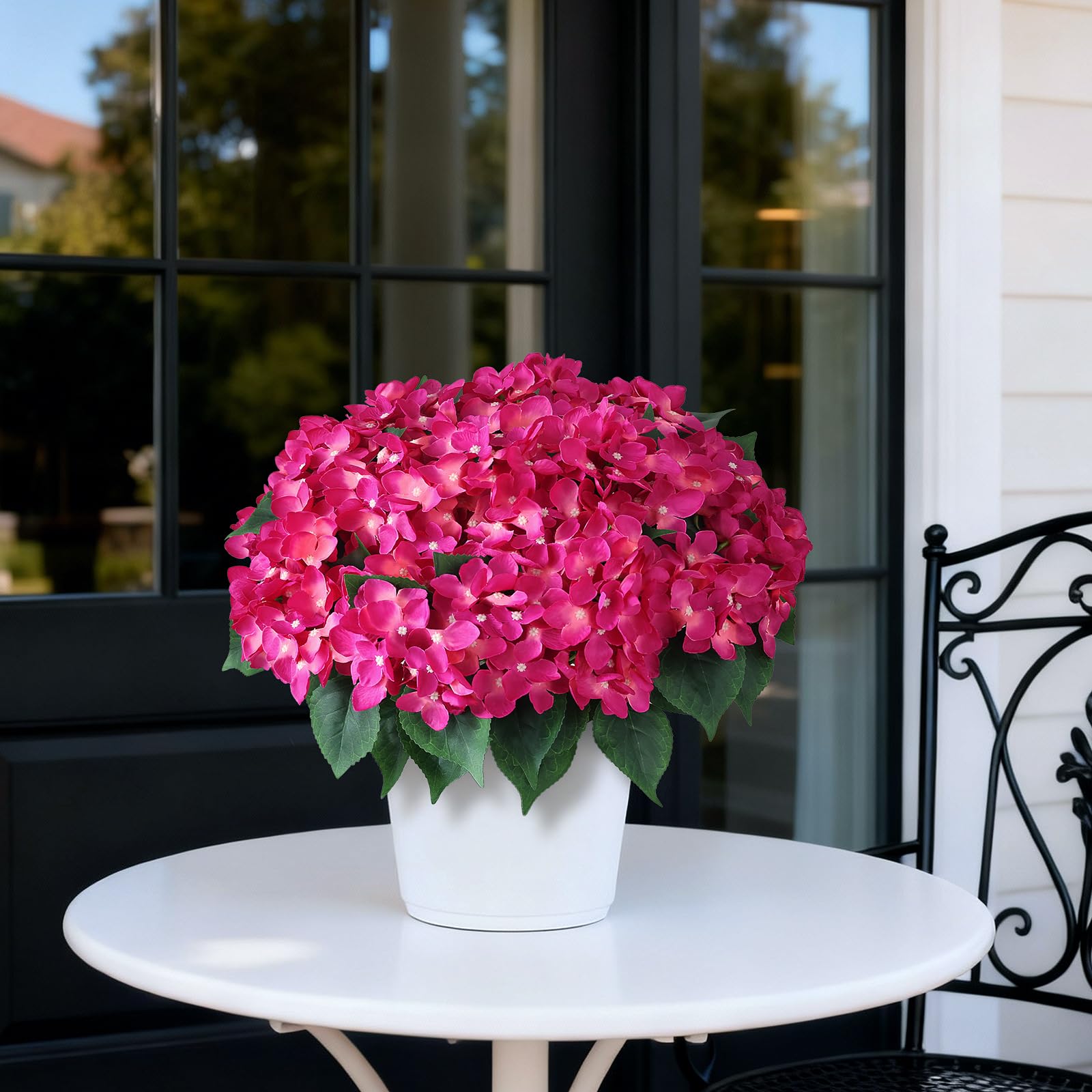 FOTEEWL potted topiary with black pot for a complete decor look