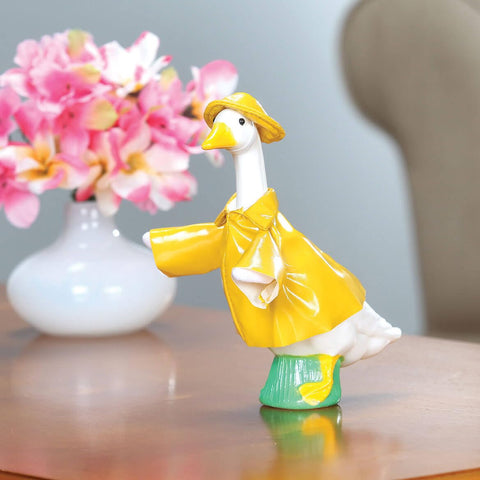 Fox Valley Traders Gaggleville gift-ready goose bundle makes a thoughtful desk-side surprise.