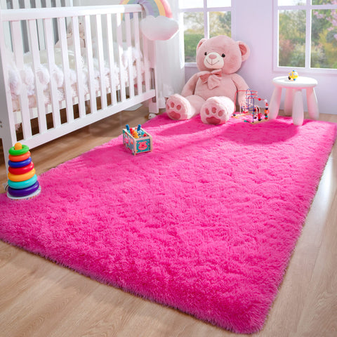 Foxmas shaggy rug velvet-look texture adds plush warmth to bedrooms