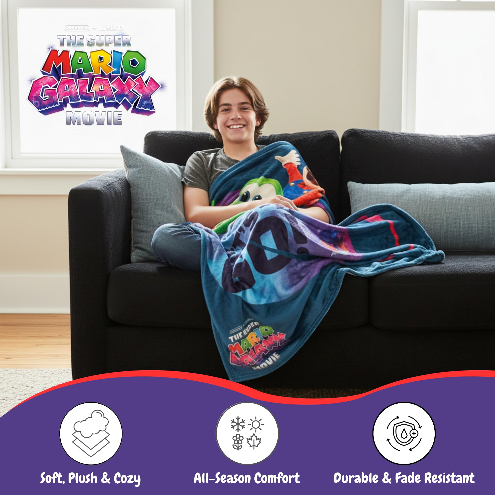 Franco dynamic artwork colorfully highlights Mario and Yoshi on the blanket.