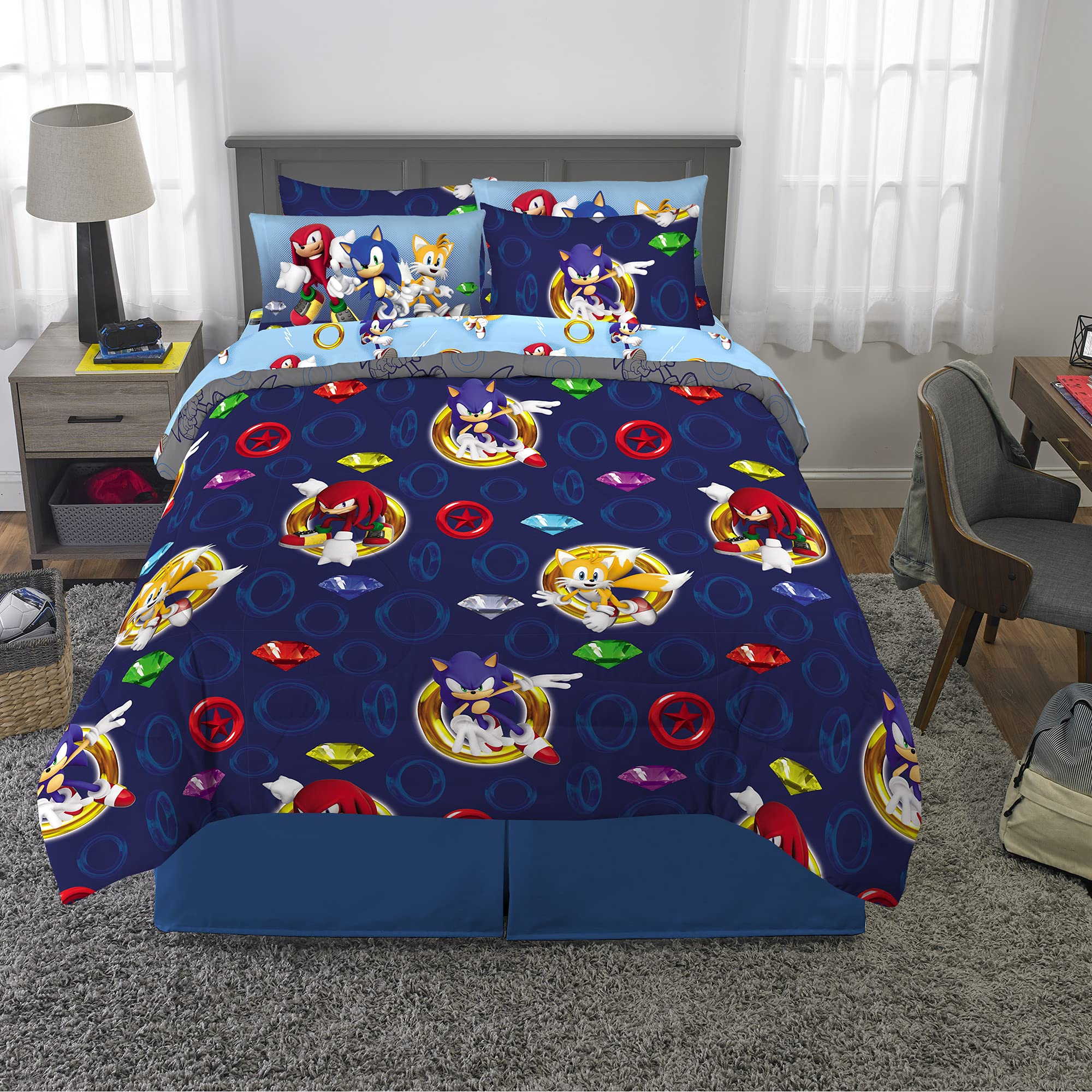 Franco reversible design offers two looks in one comforter for versatility
