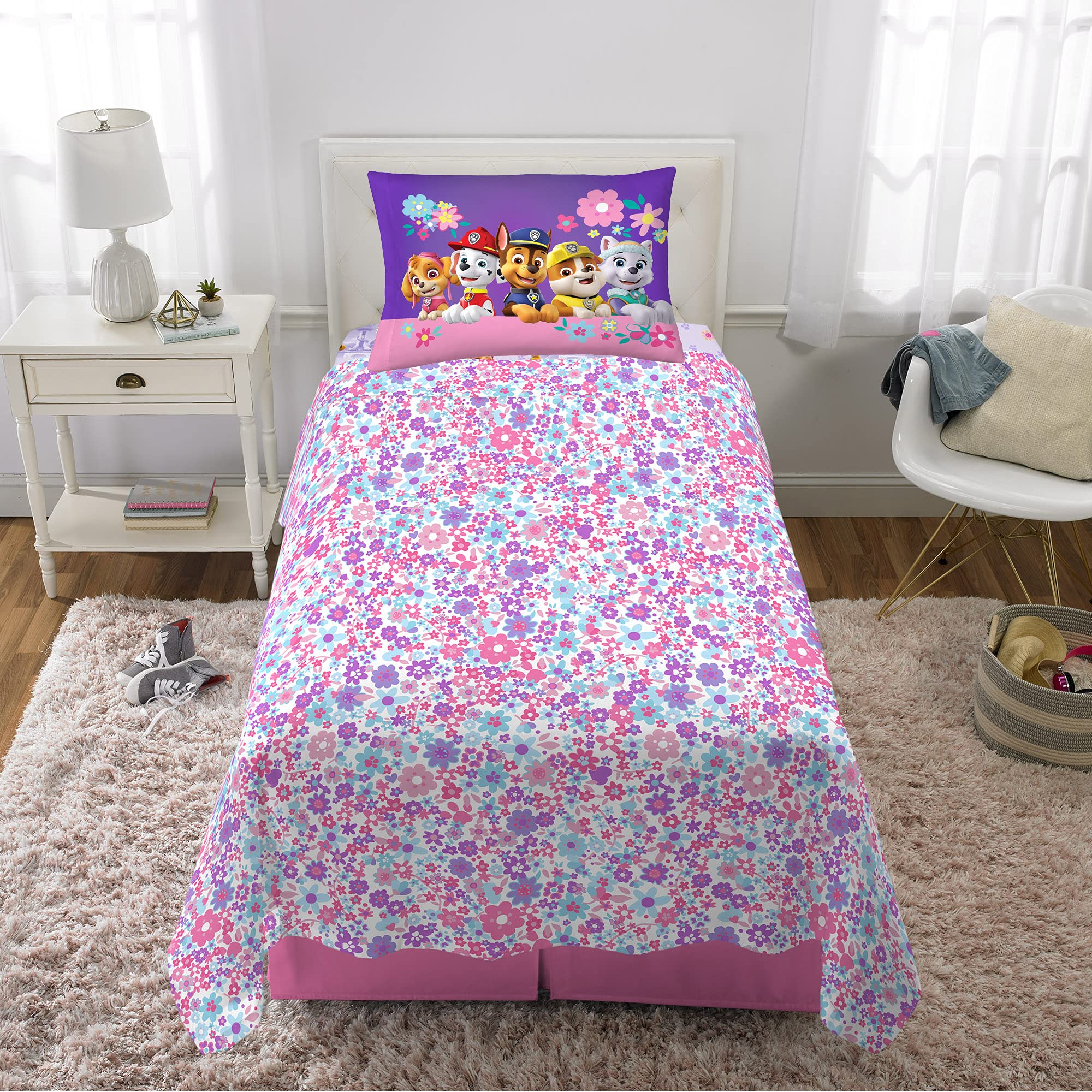 Franco Paw Patrol girls twin bed setup to brighten small bedrooms.