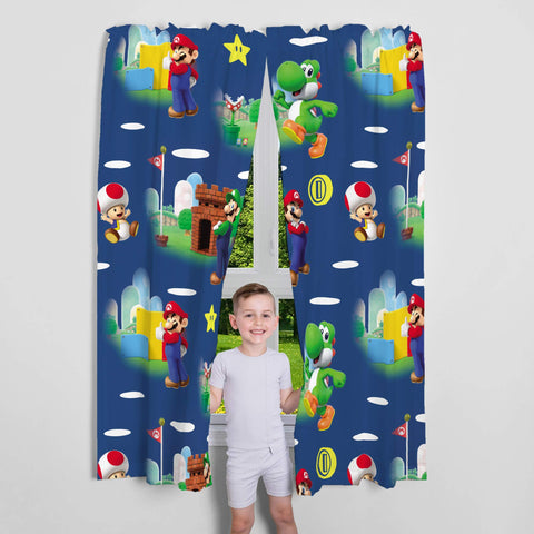 Franco curtains show Mario, Luigi, Yoshi, and Toad on blue background for vibrant style.