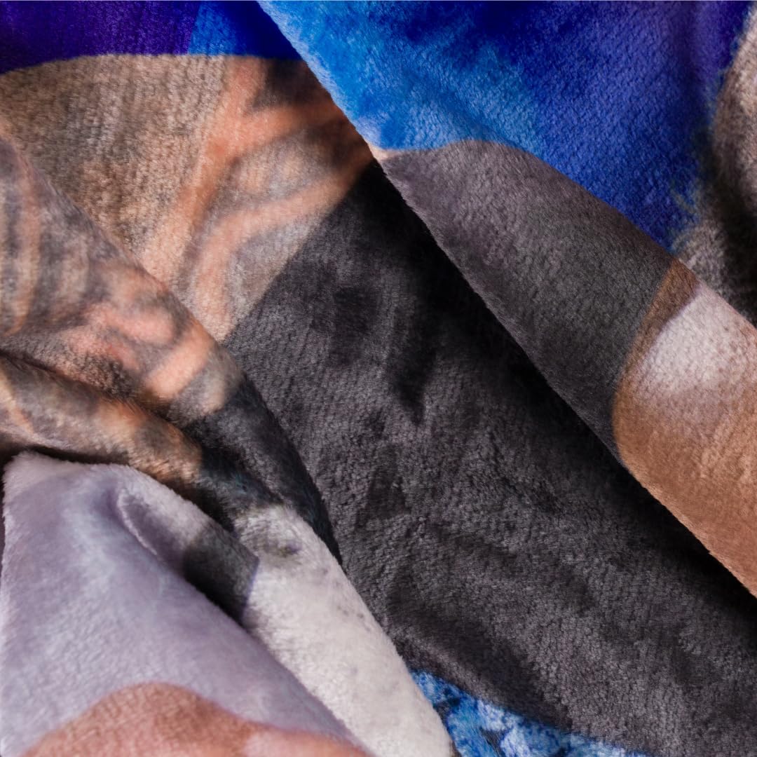 Machine washable Franco throw with easy care and color retention