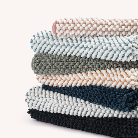 Freshmint quick-dry chenille fibers wick moisture after showers.