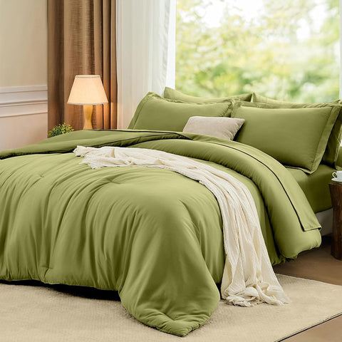 FUANNA Queen olive green comforter close-up showing ultra-soft microfiber texture
