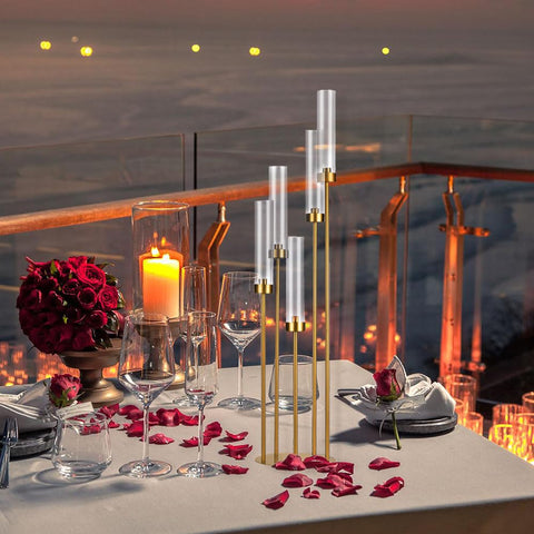 Fullvaseer versatile centerpiece for holidays and celebrations.