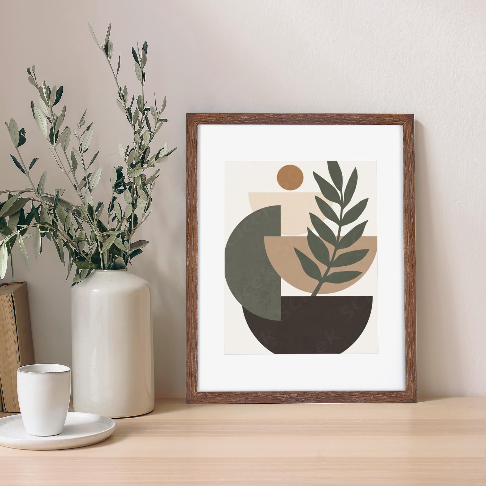 Fun Memories wall frame supports easy clipping and durable hanging.