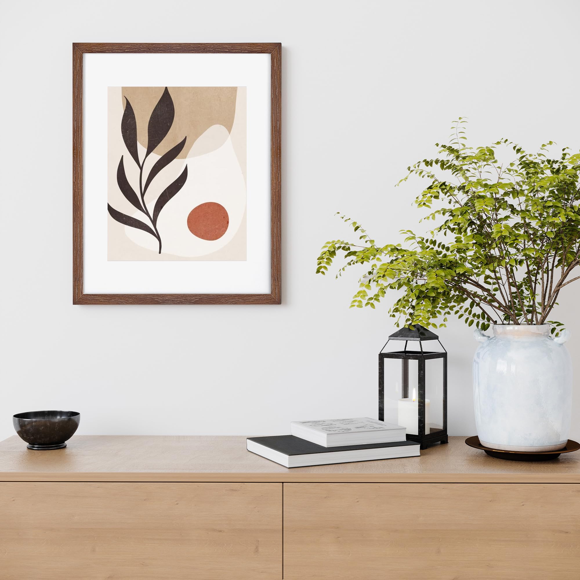 Fun Memories 11x14 tempered glass front offers clear view and scratch resistance.
