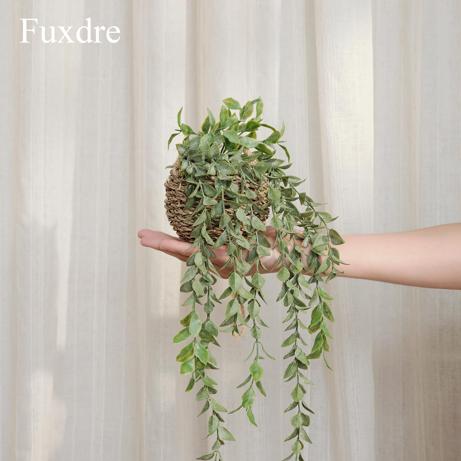 Fuxdre mini plants are easy to reshape after unpacking for accurate size.