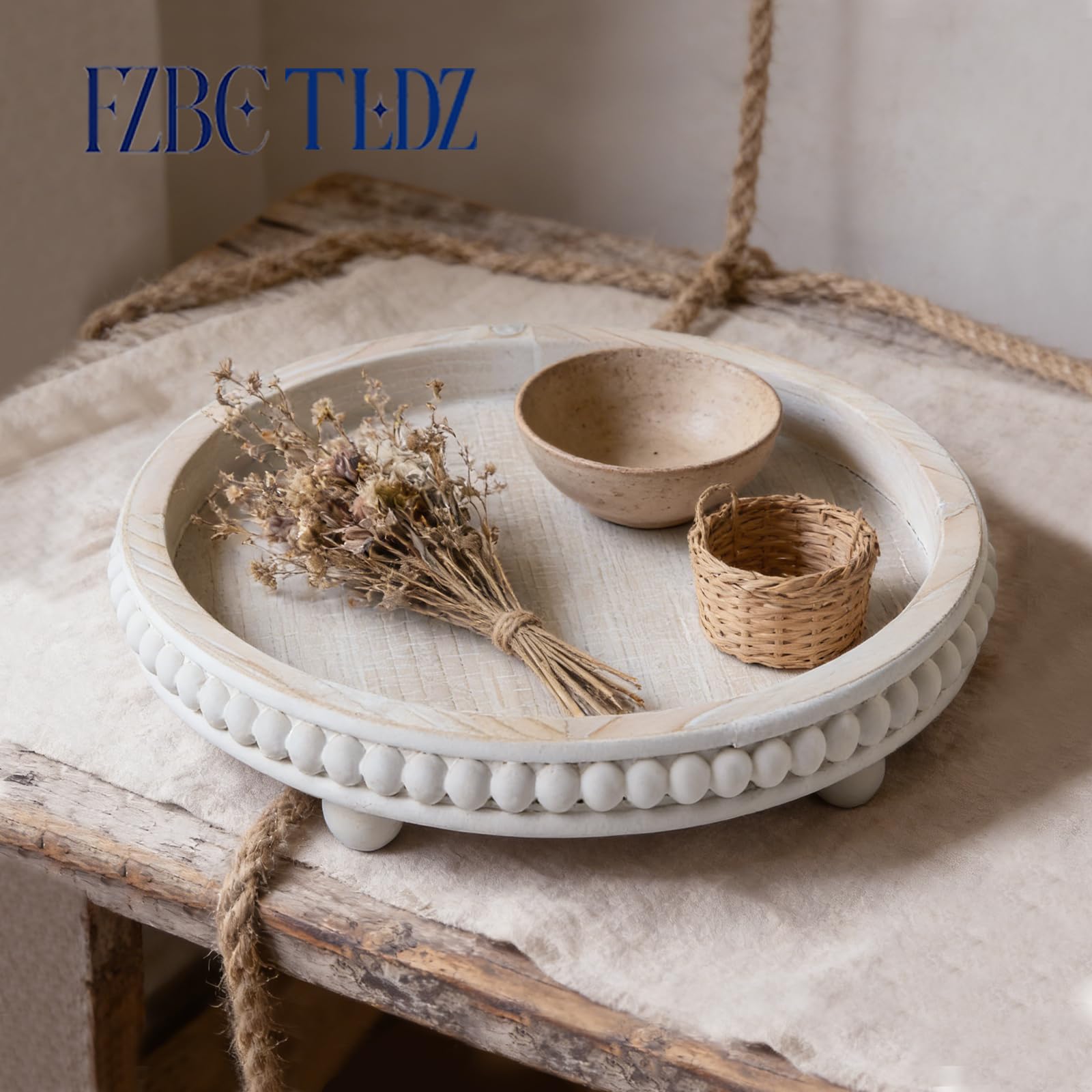 FZBCTLDZ tray with removable legs elevates displays and protects delicate furniture surfaces.