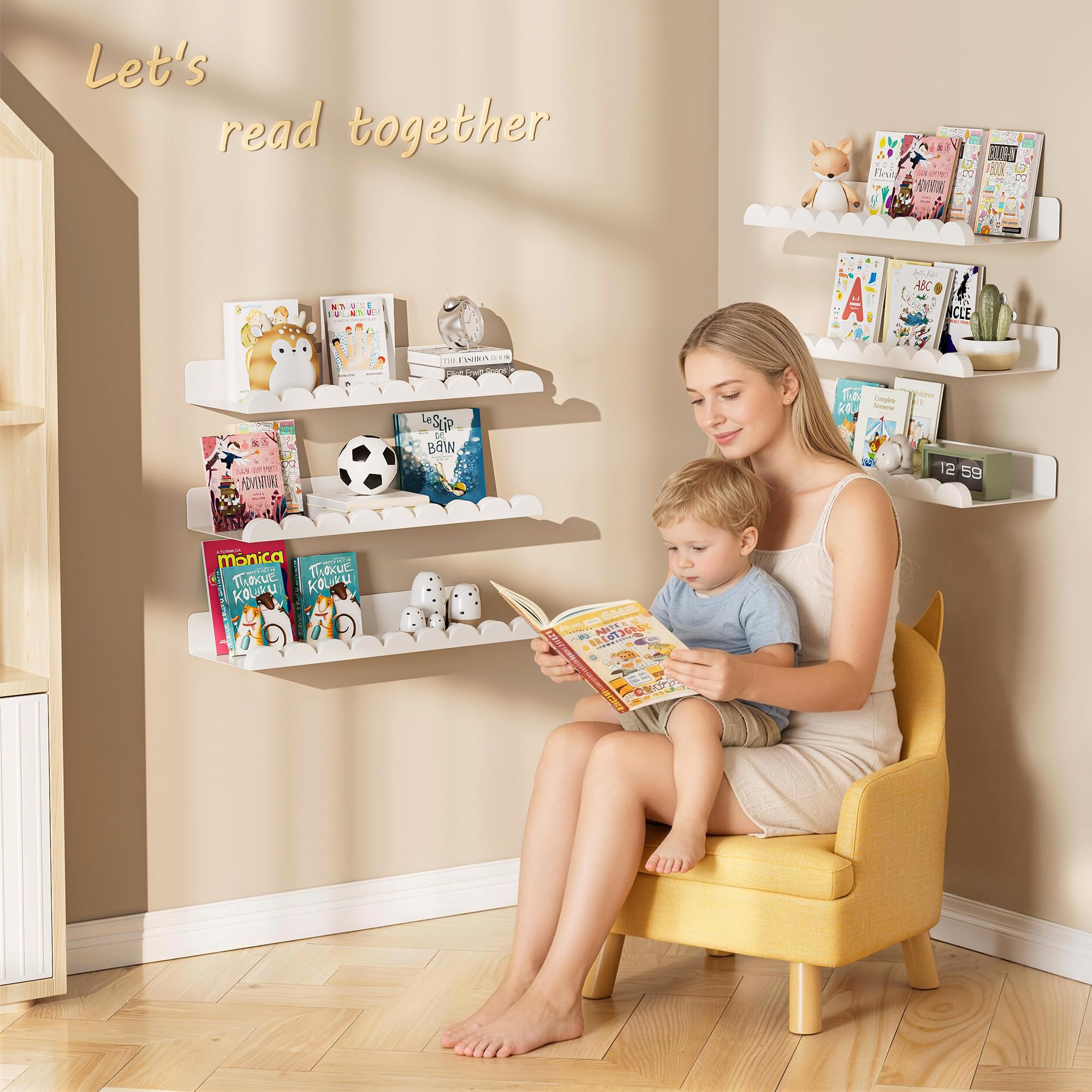 Gailia 15.7-inch shelf with metal frame supports large picture books.