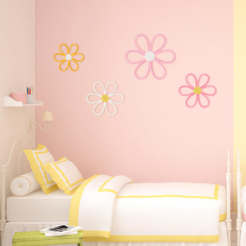Ganeen Boho daisy flowers display creates warm, inviting spaces.