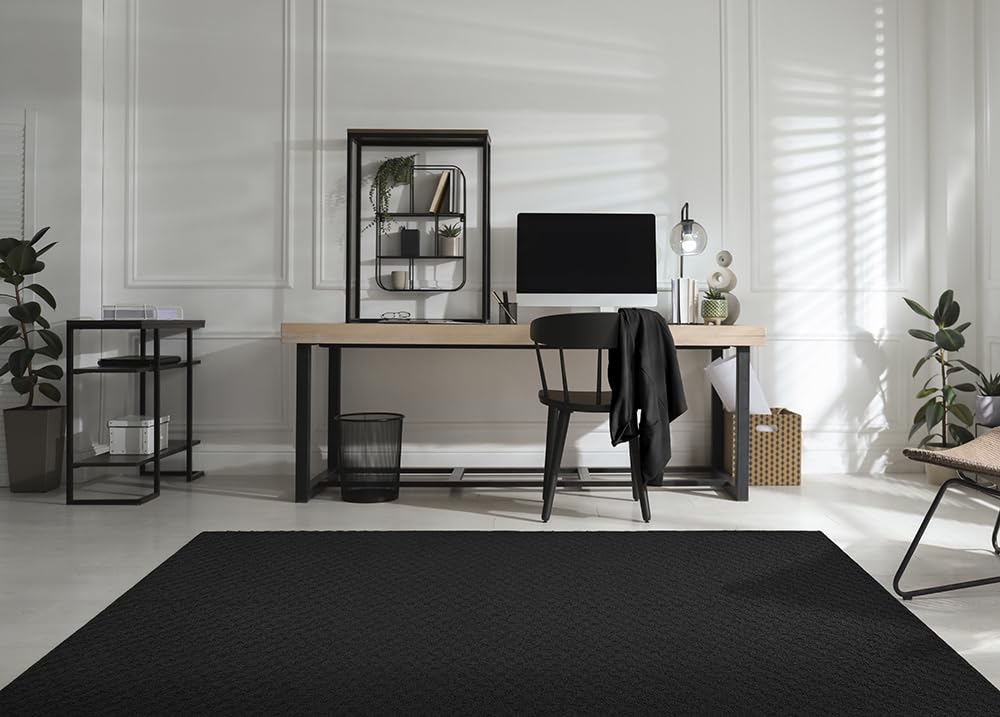 Easy care through vacuuming and spot cleaning.