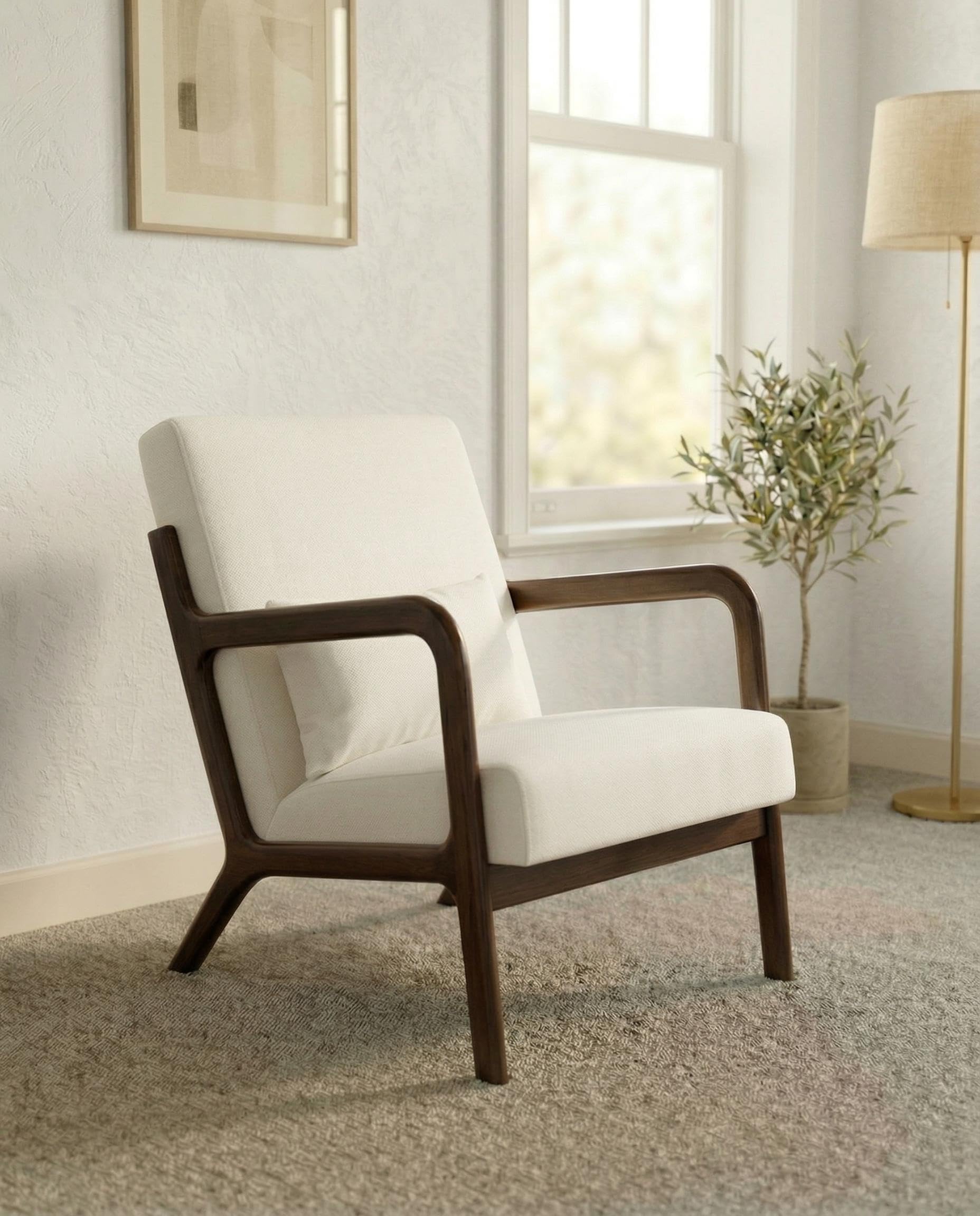 Garvee mid-century chenille accent chair close-up showing soft, durable upholstery