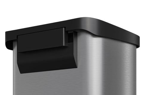 Garvee trash bin full-lid open demonstrates convenient hands-free access.
