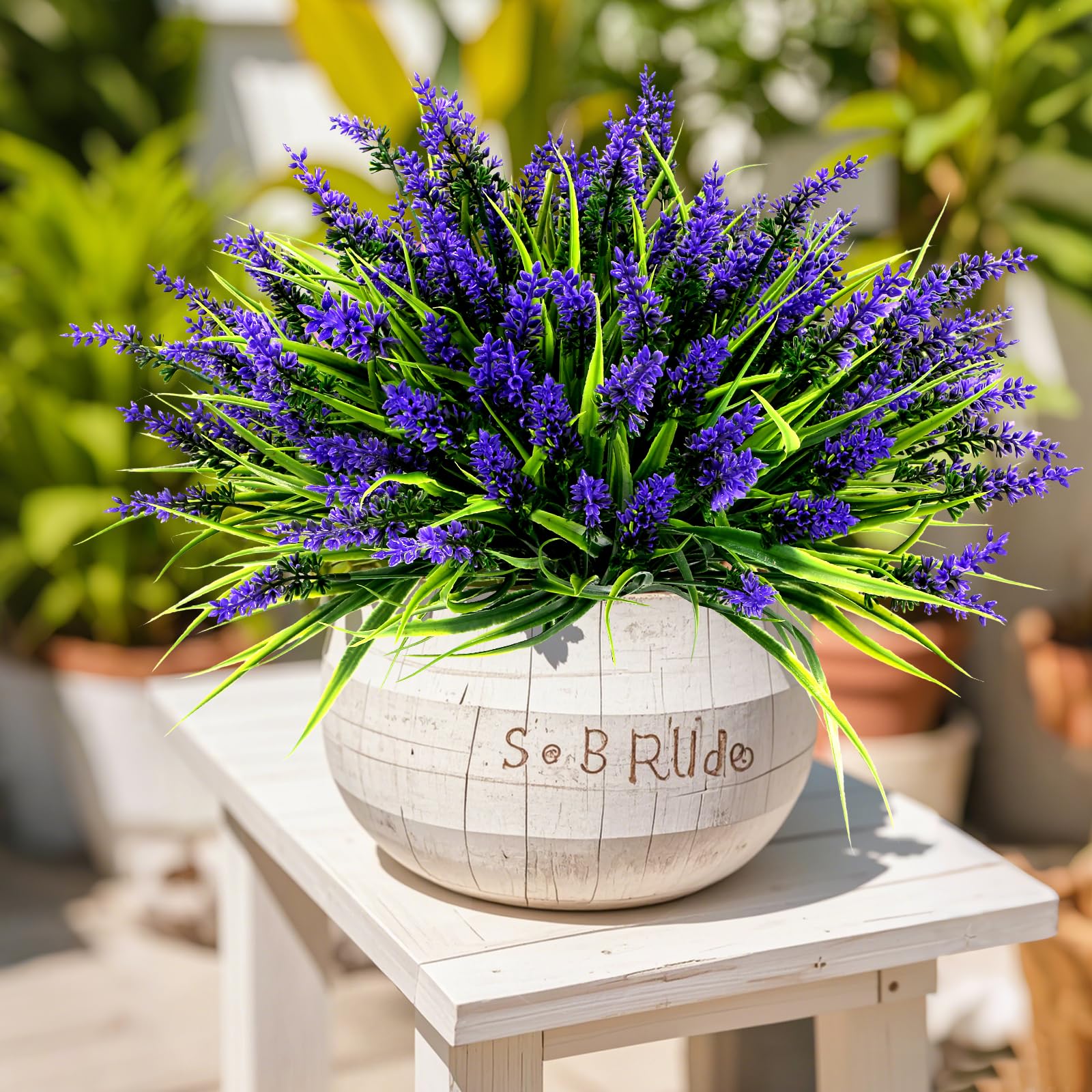 Geegoods pet-friendly faux plants suitable for homes with pets