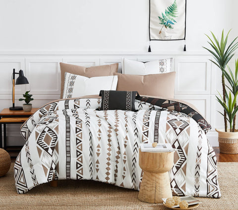 Geniospin pillow shams and pillowcases complementing the set
