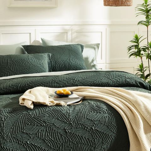 Geniospin fitted-sheet with side pockets keeping mattress secure during sleep.