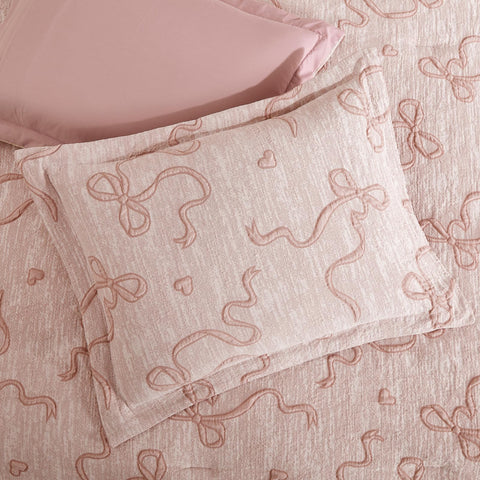 Geniospin gift-ready set brightens bedrooms and dorms with stylish charm.