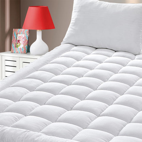 GERHOME full-size quilted mattress pad cover for a smooth, even sleeping surface.