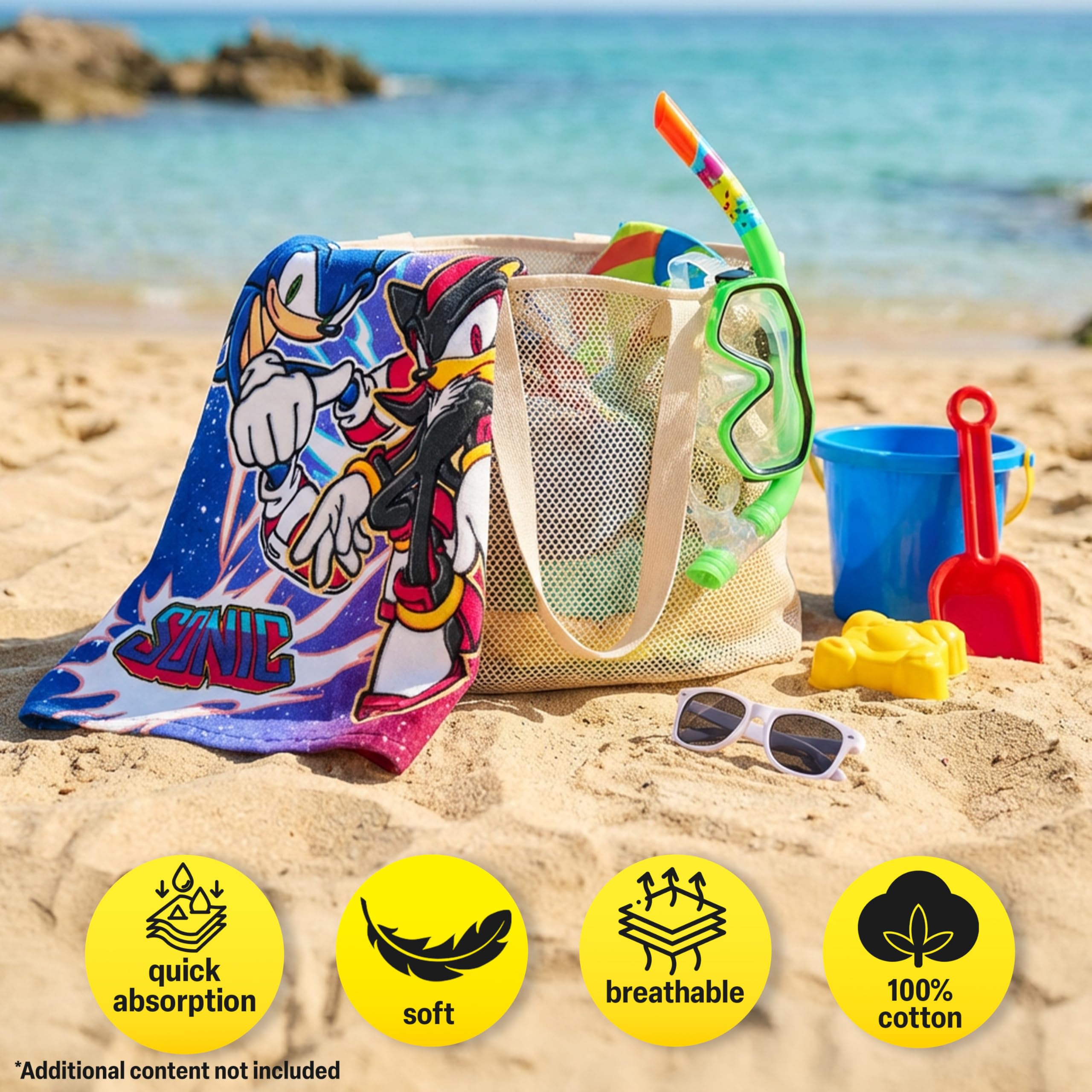 Get Trend hooded towel with corner pockets for toy storage and quick drying.