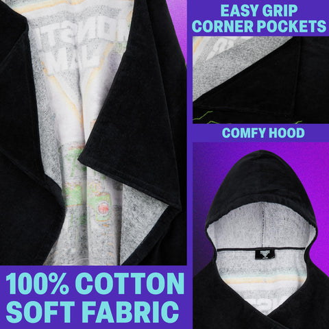 Get Trend Monster Jam towel corner pockets help secure wrap and store small items.