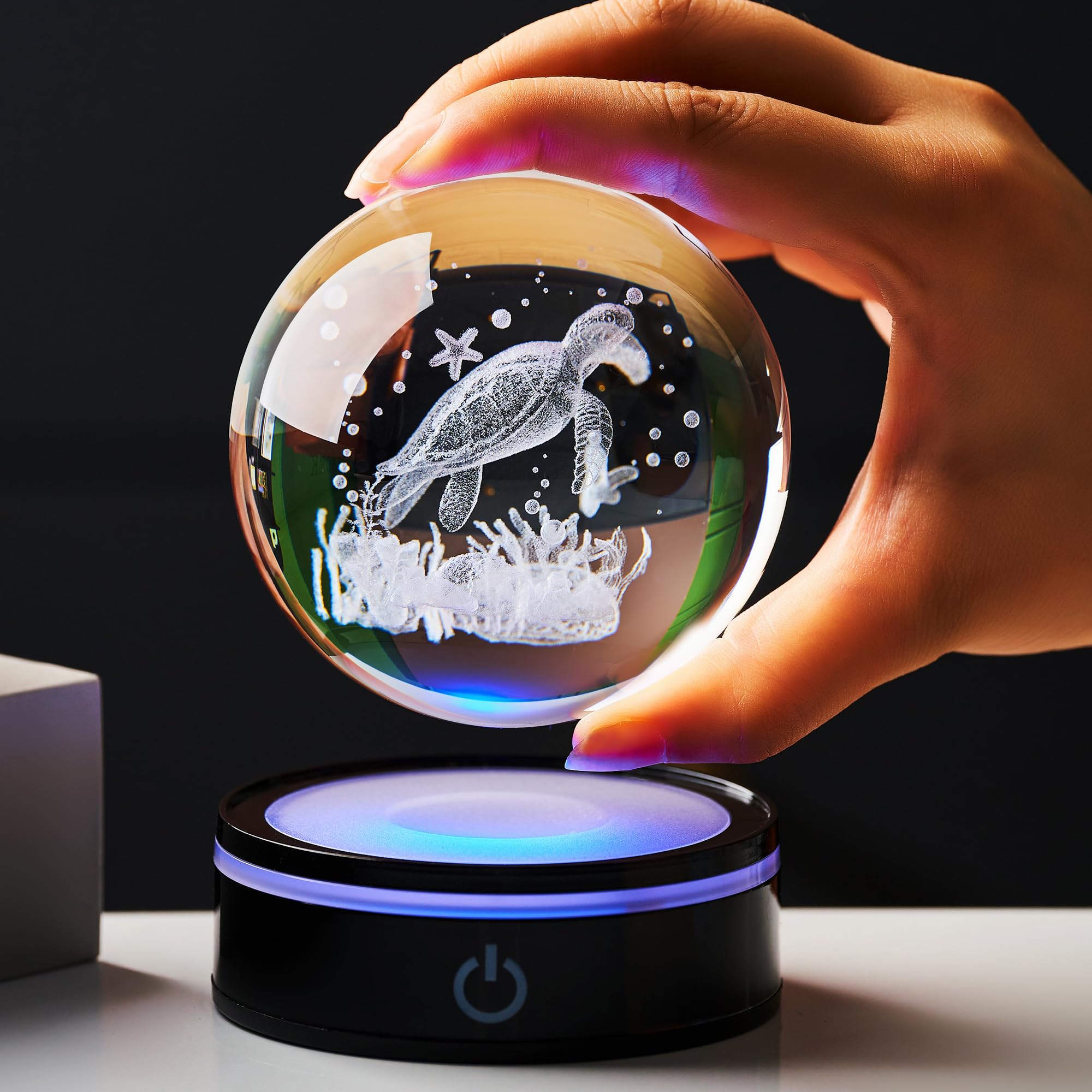 Ghtixsu beach-decor desk figurine adds coastal charm to spaces.