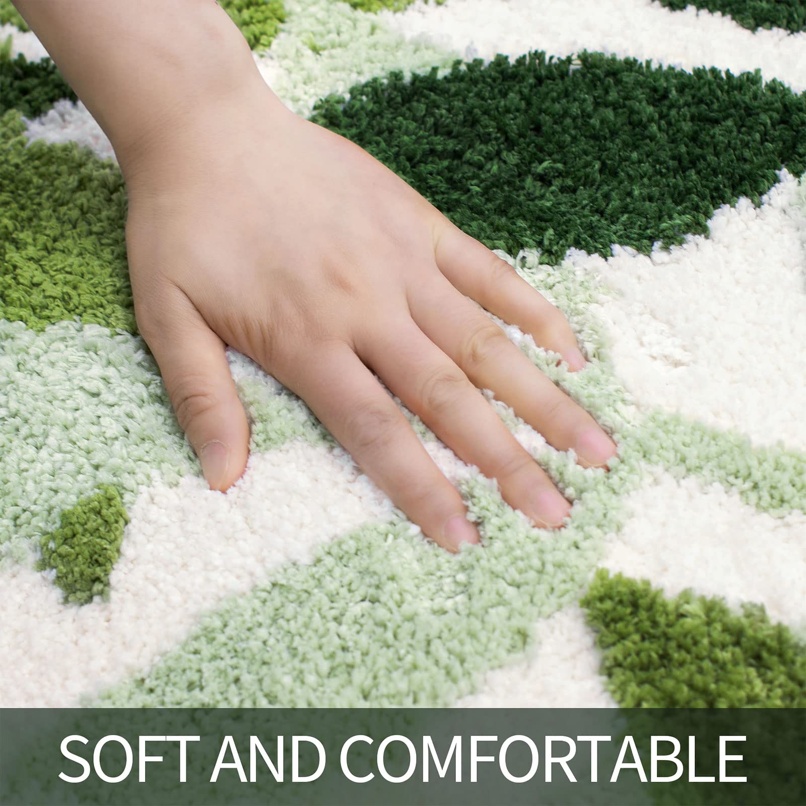 Gibelle absorbent microfiber rug dries fast to maintain a tidy bathroom.