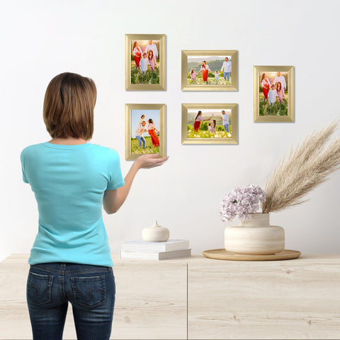 Giftgarden gold 4x6 frame on desk for a timeless display.