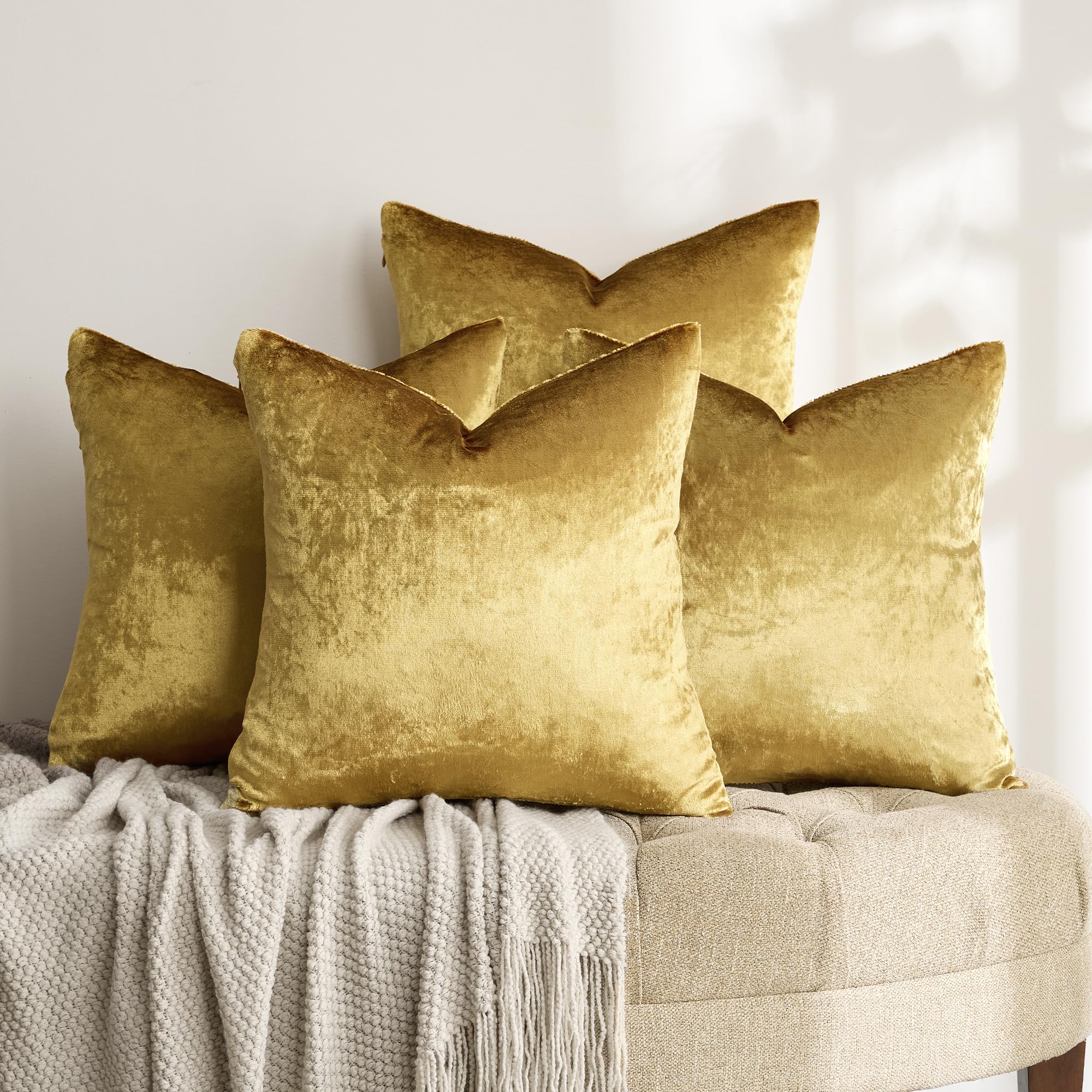 GIGIZAZA invisible zipper on gold pillow cover highlights seamless modern look