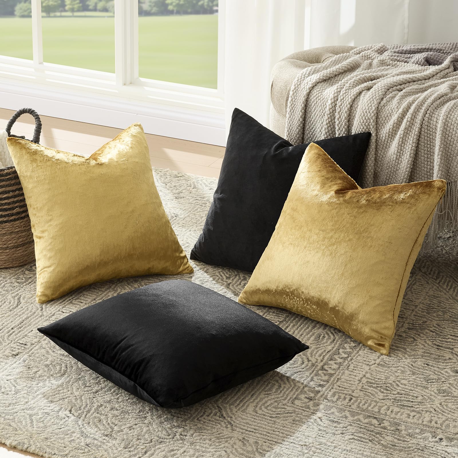 GIGIZAZA cushions suit homes, cafes, and offices beautifully.