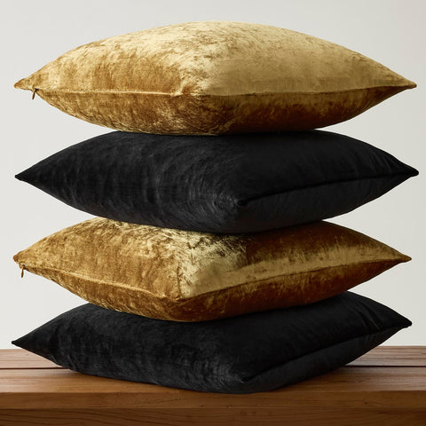 GIGIZAZA invisible zipper pillow cover for seamless look.