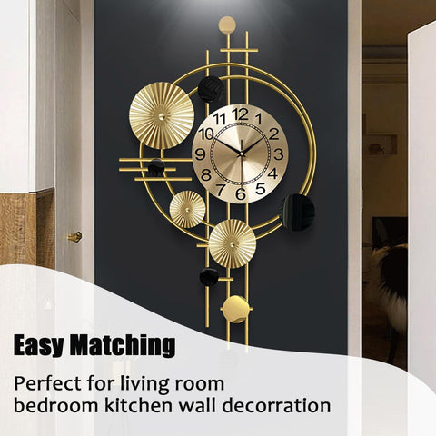 Gilacco decor clock suited for dining rooms, living rooms, offices, and kitchens.