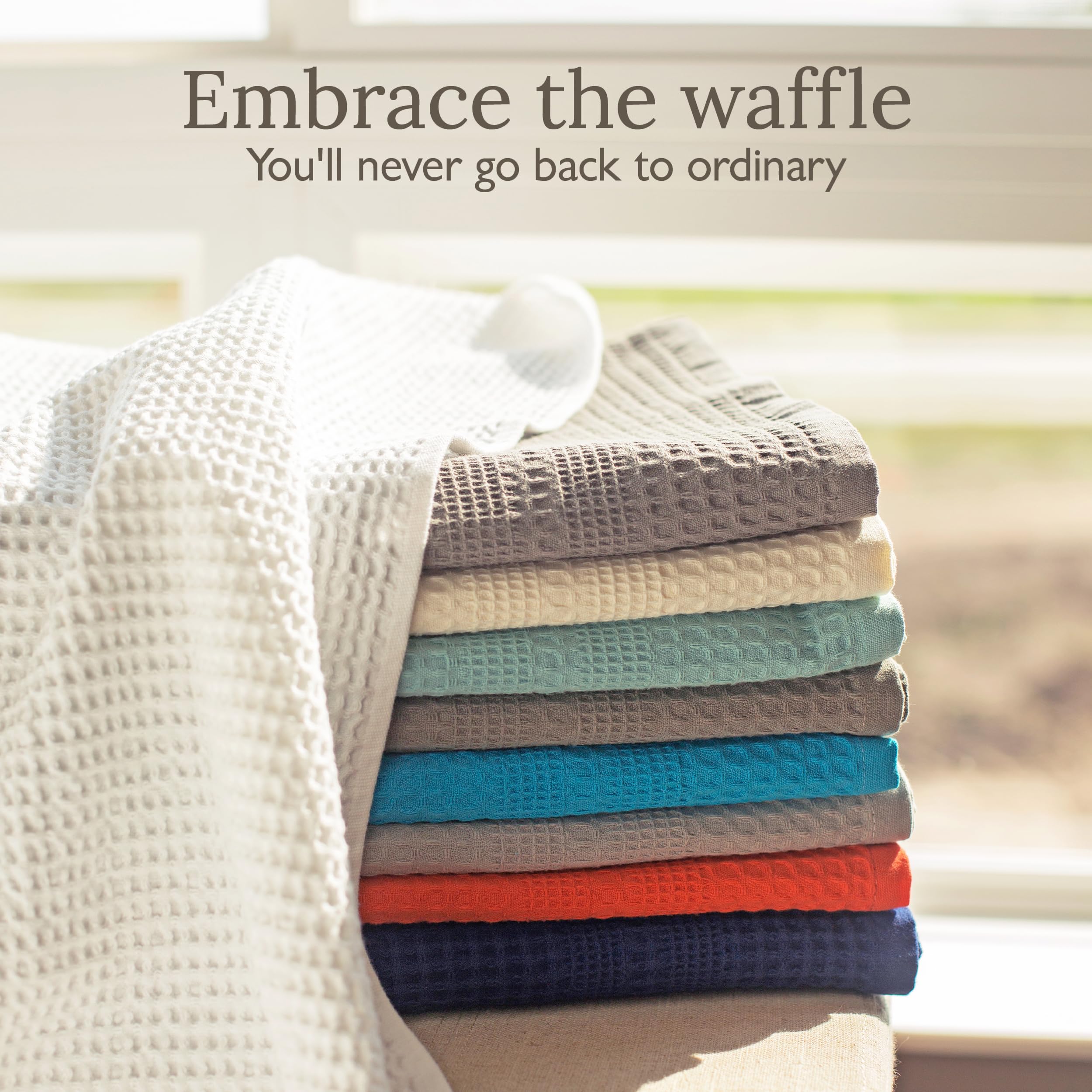 Gilden Tree set of 2 towels; convenient bathroom pairing.