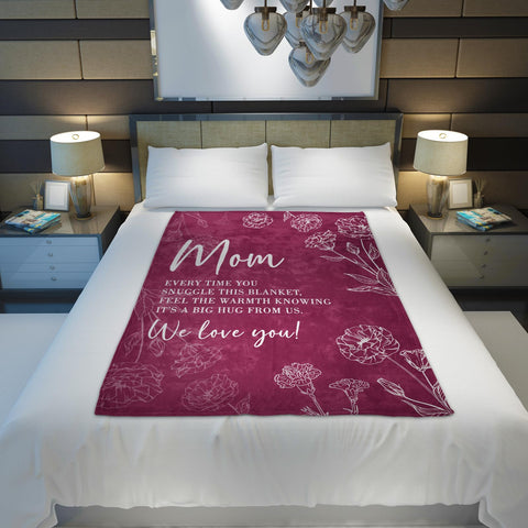 GiltGlimmer wrinkle-resistant throw perfect for everyday use