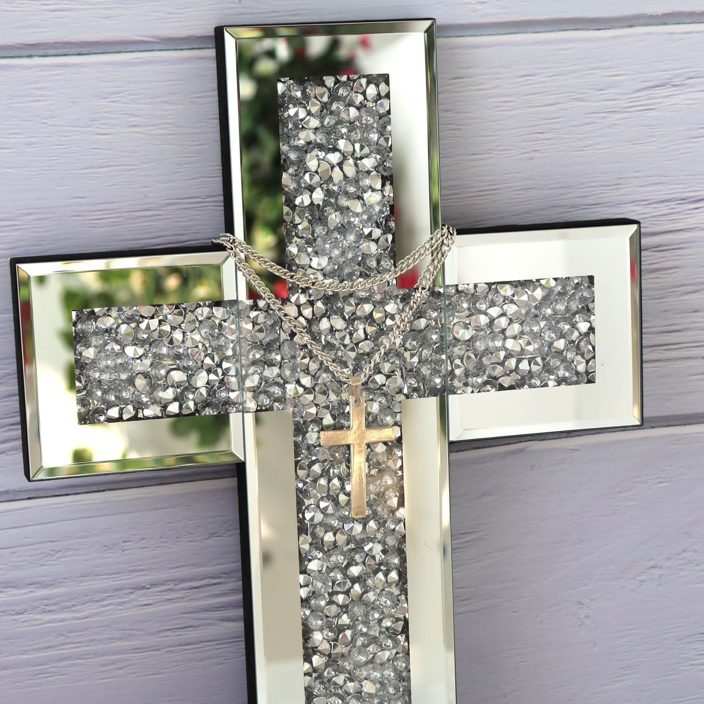 GIMORRTO vertical cross 15in in silver finish adds a striking focal point.
