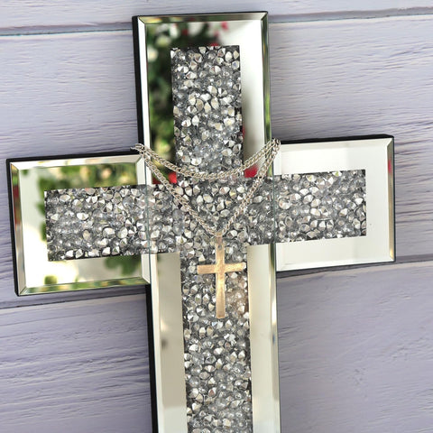 GIMORRTO vertical cross 15in in silver finish adds a striking focal point.