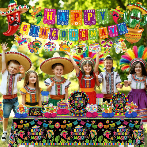 GINFTBRZGV foil balloons add metallic shine for celebrations.