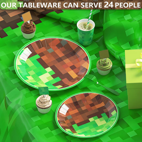 Ginyoyo Pixel cake toppers add color to desserts.