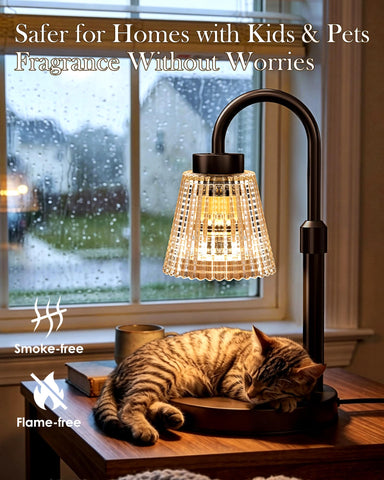 Girece warmer with adjustable height base for even melts on large candles