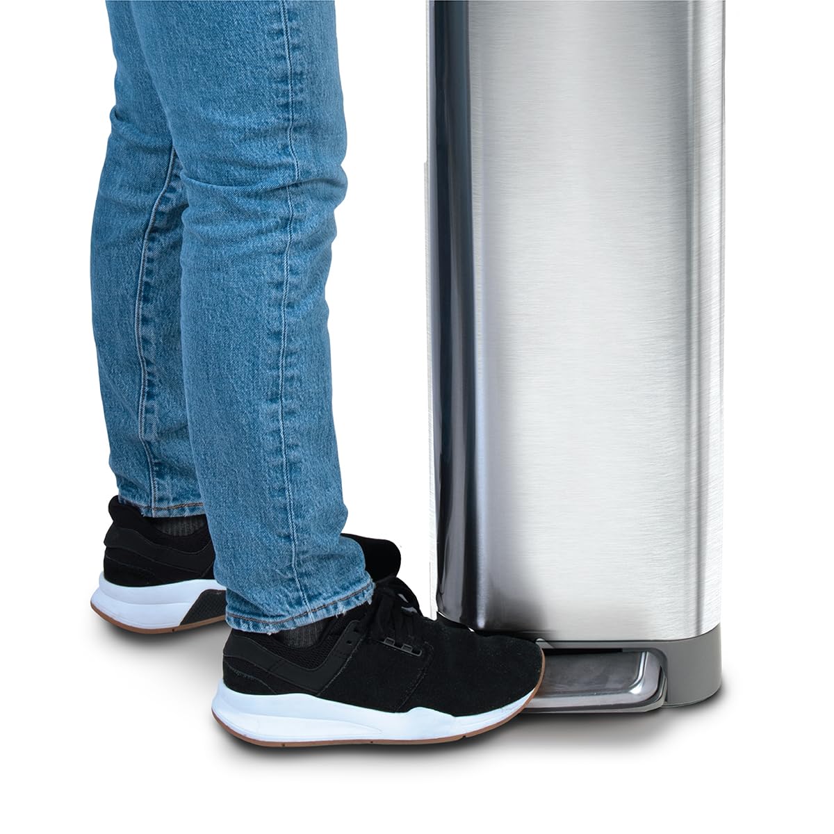 Glad Slim Trash Can capacity and odor protection for daily use.